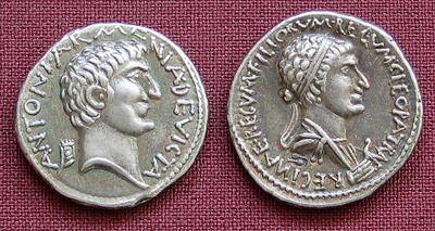 Denár – M. Antonius a Kleopatra (34 pr. Kr.) Rím