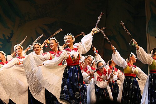 2 € - Umelecký súbor Lúčnica - 80. výročie založenia 2028