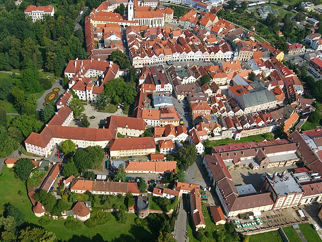 5000 Kč – Mestská pamiatková rezervácia Třeboň 2030