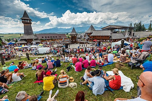 2 € - Folklórny festival Východná - 75. výročie založenia 2030